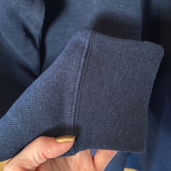 NWOT really nice men’s casual sweater. 1/4 zip and stand collar. - Picture 6 of 10